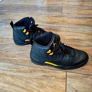 ****Worn Only 2 Times****     Jordan 12 Black and Yellow High-Top Sneakers